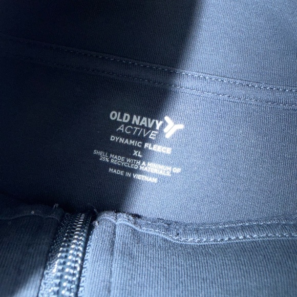 Old navy active dynamic fleece pullover size XL - Picture 2 of 2